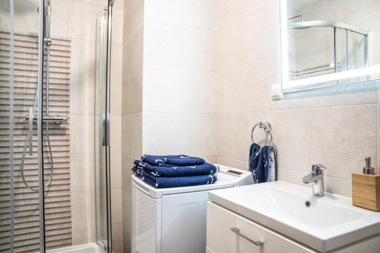 וילקסי Yacht Apartments מראה חיצוני תמונה