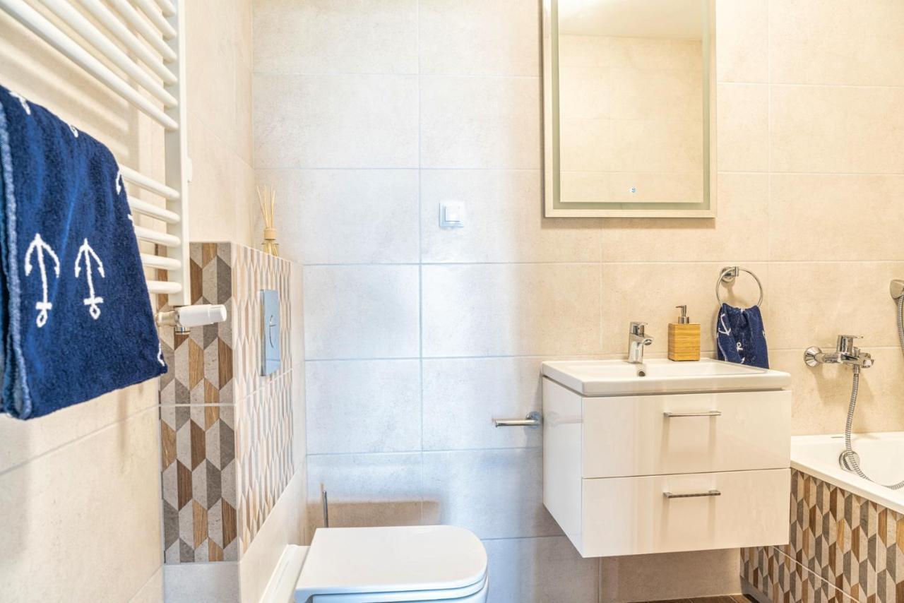וילקסי Yacht Apartments מראה חיצוני תמונה